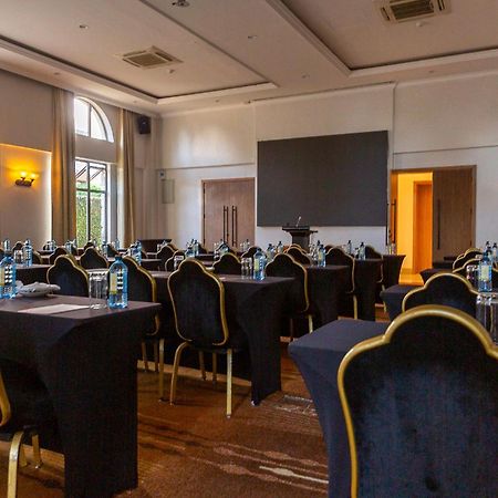 Alba Hotel Meru Zewnętrze zdjęcie