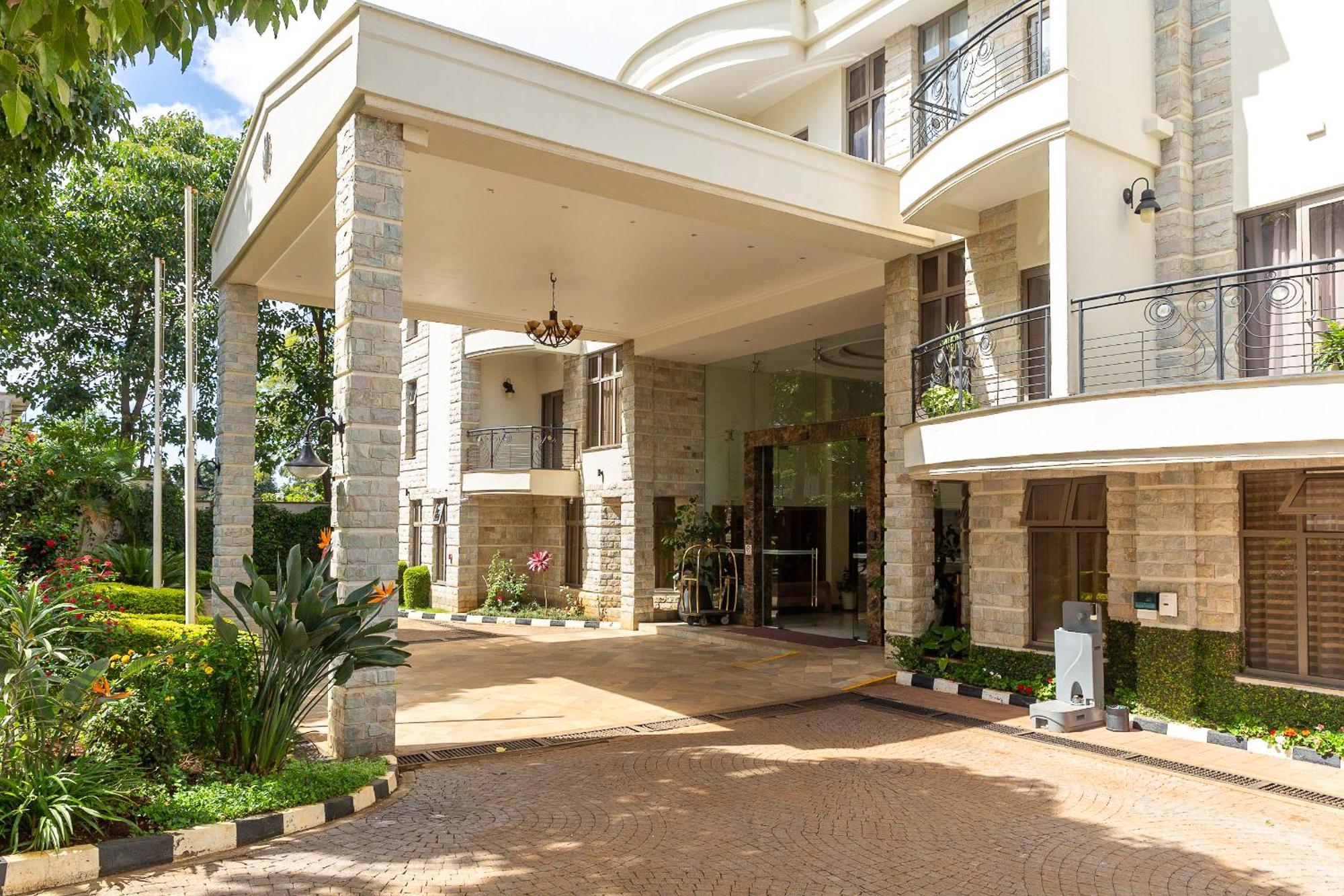 Alba Hotel Meru Zewnętrze zdjęcie