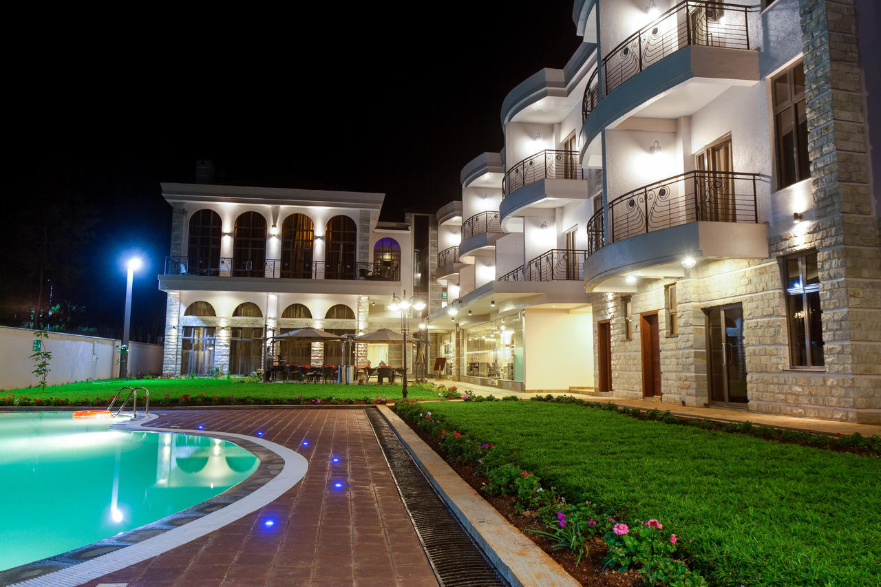Alba Hotel Meru Zewnętrze zdjęcie