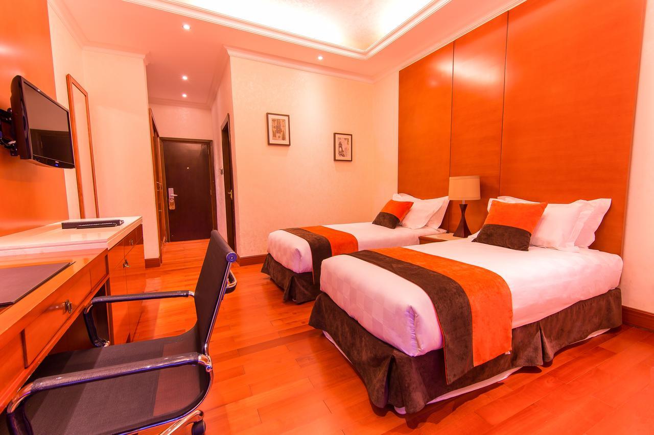 Alba Hotel Meru Zewnętrze zdjęcie