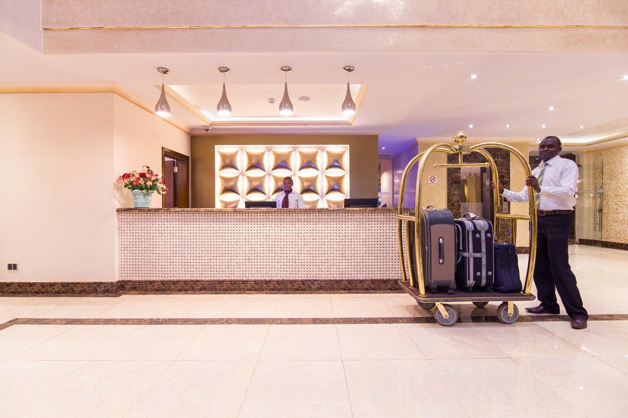 Alba Hotel Meru Zewnętrze zdjęcie
